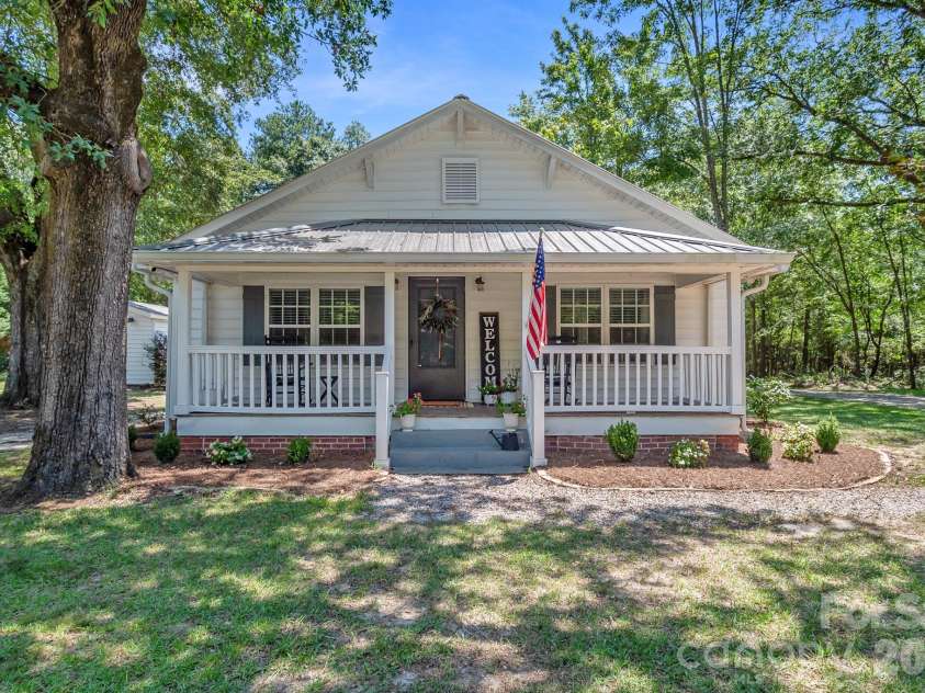 7398 Old Jefferson Highway, Kershaw, SC 29067.  MLS# CAR4410558, YatesRealty ID 42739. 