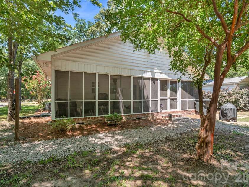 7398 Old Jefferson Highway, Kershaw, SC 29067.  MLS# CAR4410558, YatesRealty ID 42739. 