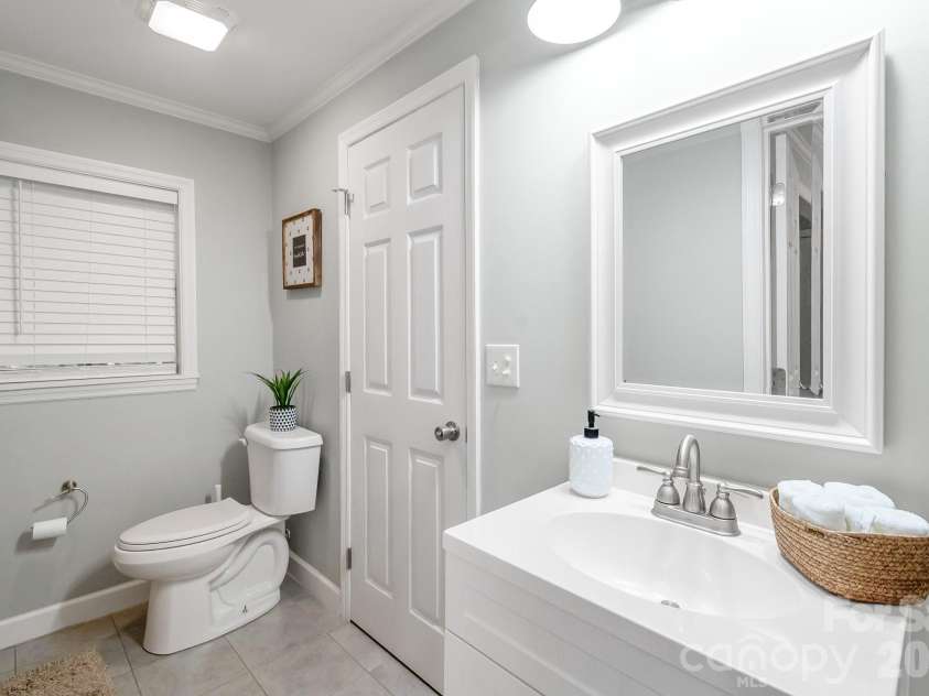 7398 Old Jefferson Highway, Kershaw, SC 29067.  MLS# CAR4410558, YatesRealty ID 42739. 