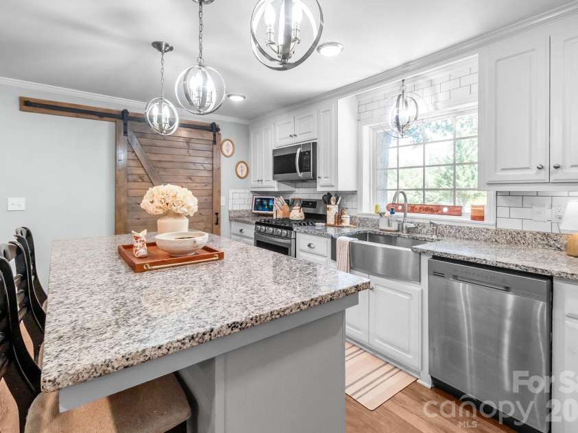 7398 Old Jefferson Highway, Kershaw, SC 29067.  MLS# CAR4410558, YatesRealty ID 42739. 