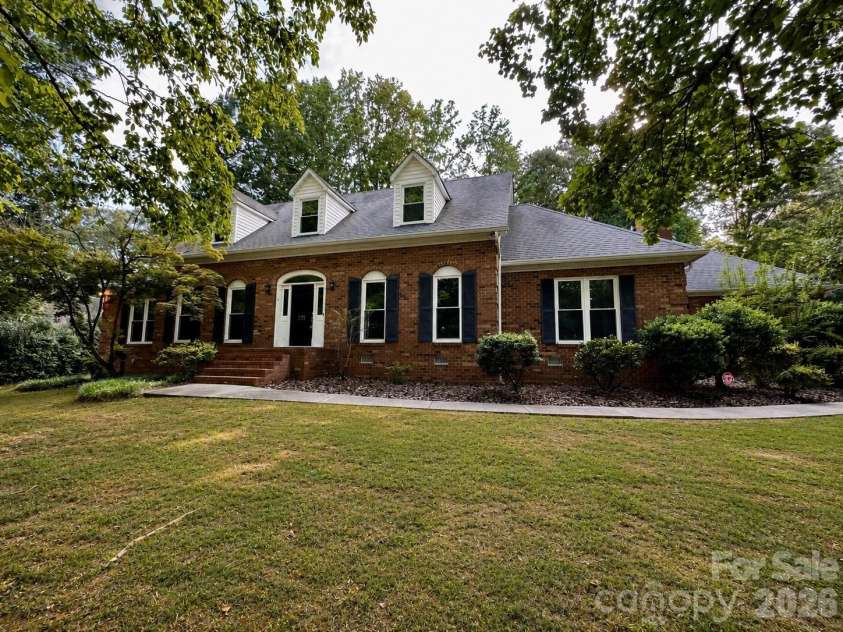271 Ikerd Drive, Concord, NC 28025.  MLS# CAR4396759, YatesRealty ID 4274. 