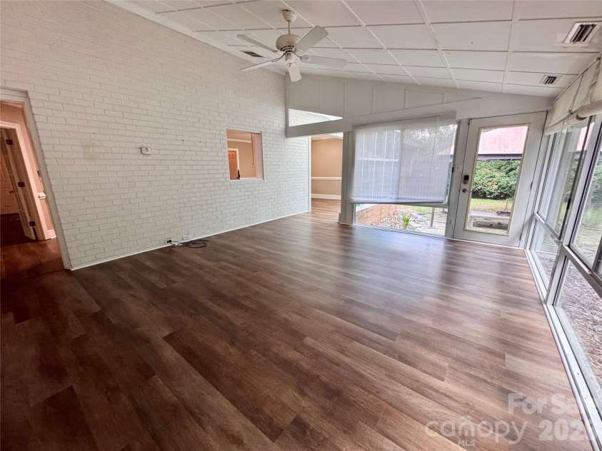 271 Ikerd Drive, Concord, NC 28025.  MLS# CAR4396759, YatesRealty ID 4274. Sunroom