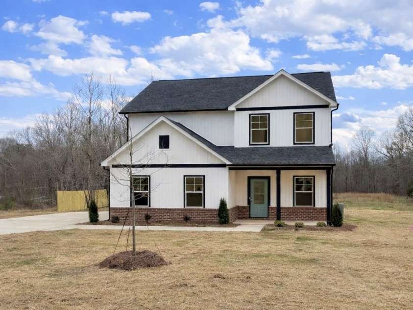 6221 King Wilkinson Road, Denver, NC 28037.  MLS# CAR4324470, YatesRealty ID 4274. 
