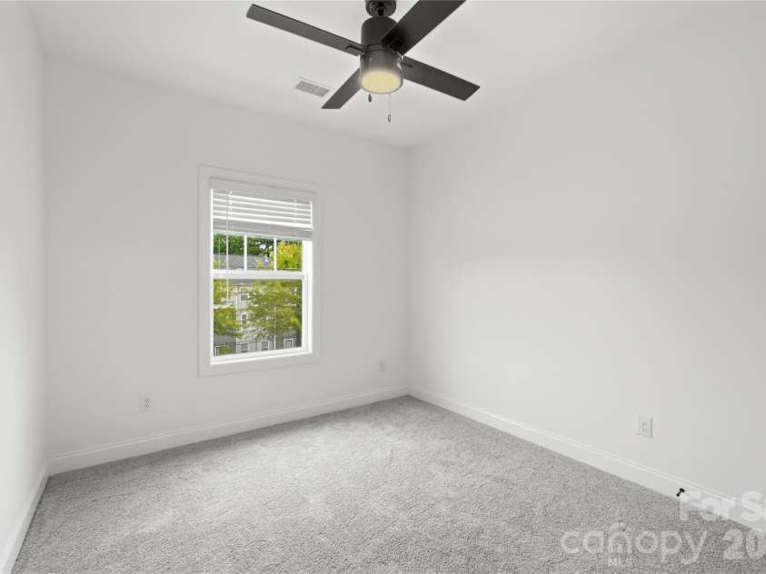 8514 Sharonbrook Drive, Charlotte, NC 28210.  MLS# CAR4384327, YatesRealty ID 42740. 