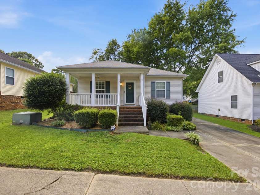 103 Watson Street, Belmont, NC 28012.  MLS# CAR4412349, YatesRealty ID 42741. 