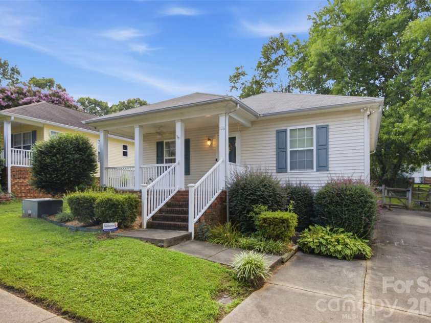 103 Watson Street, Belmont, NC 28012.  MLS# CAR4412349, YatesRealty ID 42741. 