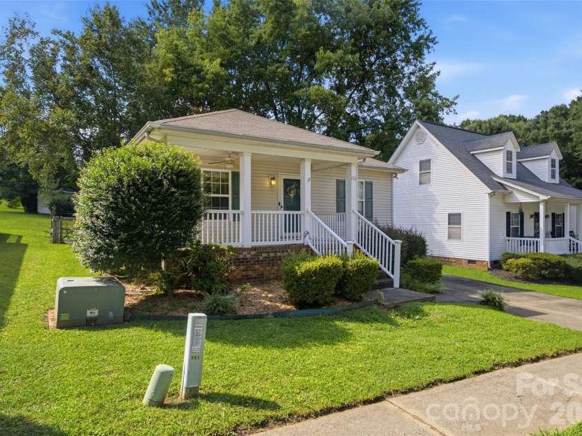 103 Watson Street, Belmont, NC 28012.  MLS# CAR4412349, YatesRealty ID 42741. 