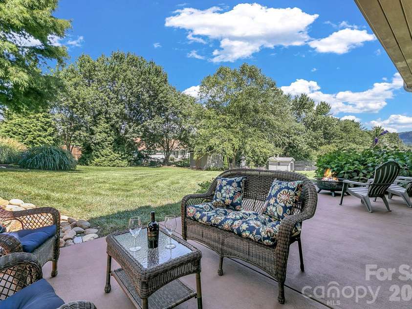 14 New Bishop Lane, Fletcher, NC 28732.  MLS# CAR4410015, YatesRealty ID 42742. 