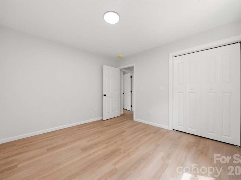 419 Rockyford Street, Morganton, NC 28655.  MLS# CAR4409469, YatesRealty ID 42745. 
