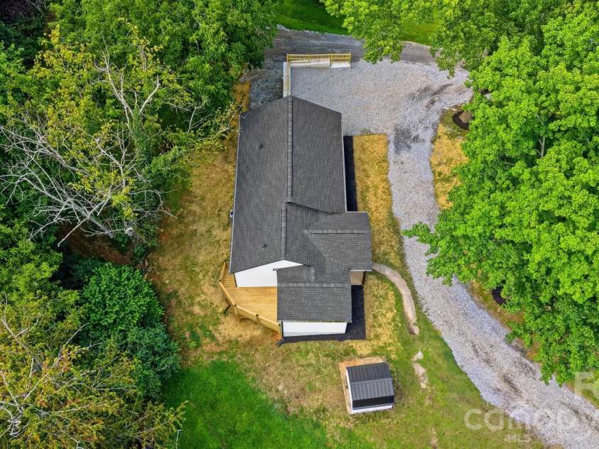 419 Rockyford Street, Morganton, NC 28655.  MLS# CAR4409469, YatesRealty ID 42745. 