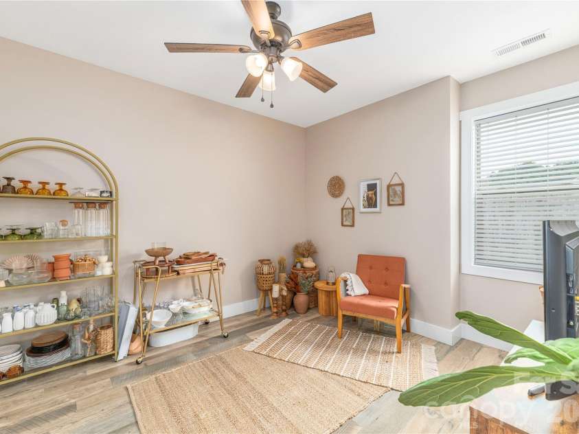 38 Sunrise Drive, Mars Hill, NC 28754.  MLS# CAR4406228, YatesRealty ID 42746. 