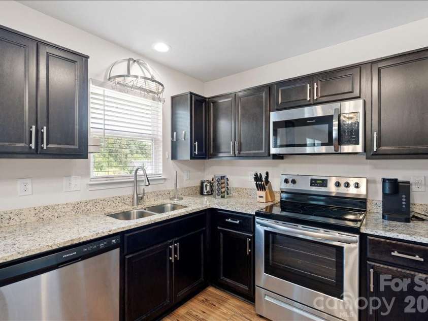 423 Webb Road, Shelby, NC 28152.  MLS# CAR4411716, YatesRealty ID 42747. 