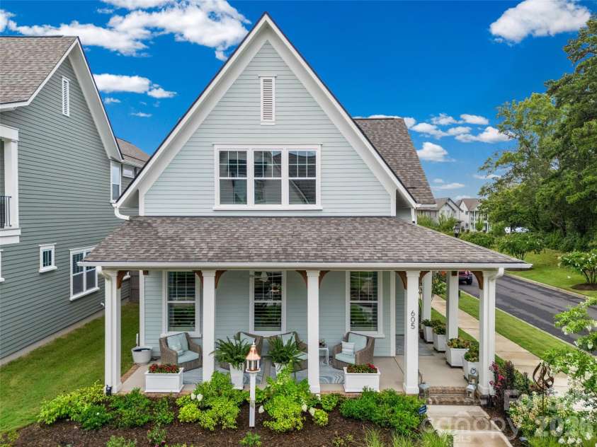 605 Hops Alley, Fort Mill, SC 29715.  MLS# CAR4406731, YatesRealty ID 42748. Welcome Home!