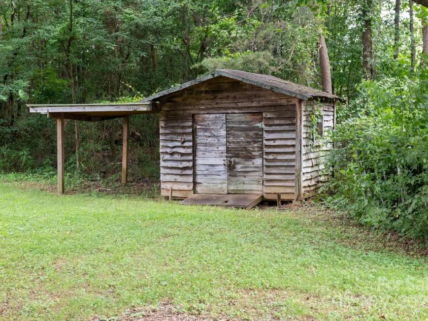 5309 Hall Street, Conover, NC 28613.  MLS# CAR4278034, YatesRealty ID 4275. 