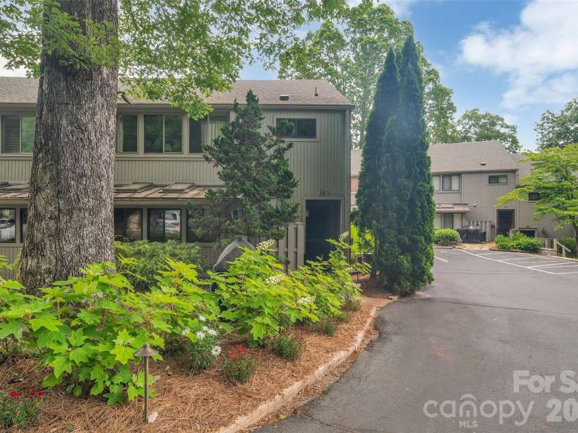 55 Toxaway Shores None, Lake Toxaway, NC 28747.  MLS# CAR4267379, YatesRealty ID 4275. 