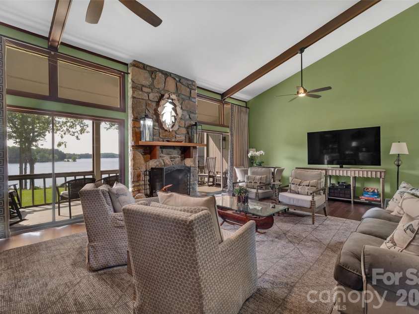 55 Toxaway Shores None, Lake Toxaway, NC 28747.  MLS# CAR4267379, YatesRealty ID 4275. 