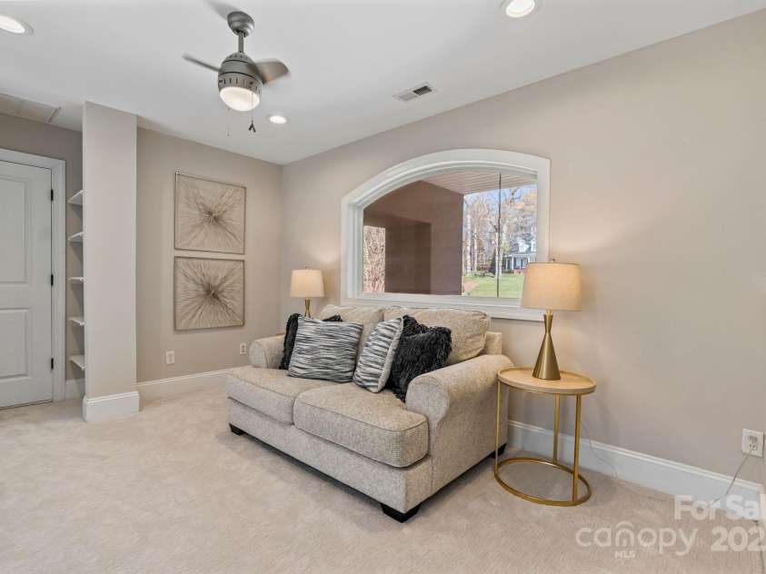 8016 West Bay Drive, Denver, NC 28037.  MLS# CAR4237848, YatesRealty ID 4275. 