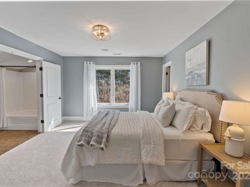 8016 West Bay Drive, Denver, NC 28037.  MLS# CAR4237848, YatesRealty ID 4275. 