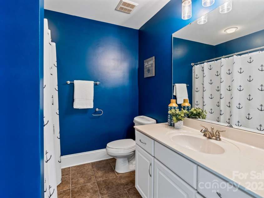 8016 West Bay Drive, Denver, NC 28037.  MLS# CAR4237848, YatesRealty ID 4275. 