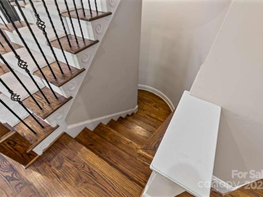 8016 West Bay Drive, Denver, NC 28037.  MLS# CAR4237848, YatesRealty ID 4275. 