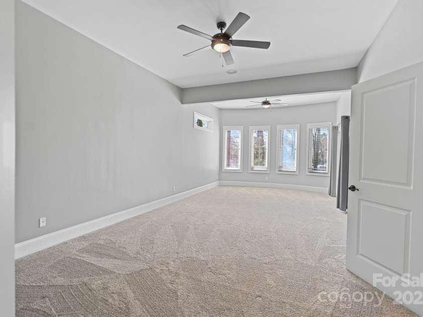 8016 West Bay Drive, Denver, NC 28037.  MLS# CAR4237848, YatesRealty ID 4275. 