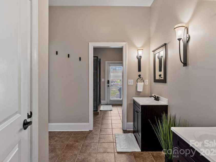 8016 West Bay Drive, Denver, NC 28037.  MLS# CAR4237848, YatesRealty ID 4275. 