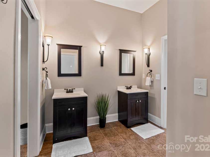 8016 West Bay Drive, Denver, NC 28037.  MLS# CAR4237848, YatesRealty ID 4275. 