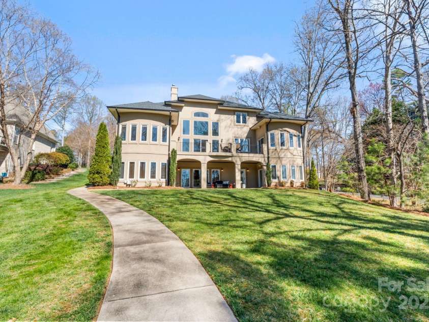 8016 West Bay Drive, Denver, NC 28037.  MLS# CAR4237848, YatesRealty ID 4275. 