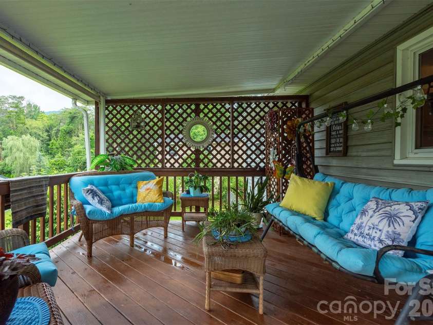 424 Lower Grassy Branch Road, Asheville, NC 28805.  MLS# CAR4403617, YatesRealty ID 42753. Main Level Deck