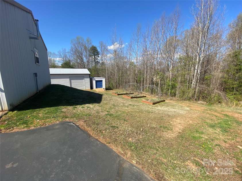 5946 NC 150 Highway, Denver, NC 28037.  MLS# CAR4301027, YatesRealty ID 42757. 