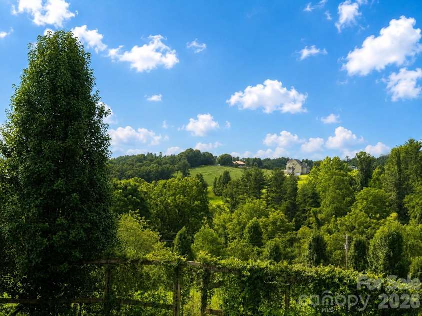 98 Tom Arthur Lane, Leicester, NC 28753.  MLS# CAR4410040, YatesRealty ID 42757. 