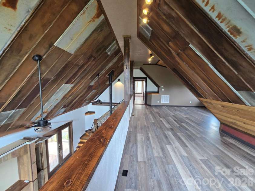98 Tom Arthur Lane, Leicester, NC 28753.  MLS# CAR4410040, YatesRealty ID 42757. 