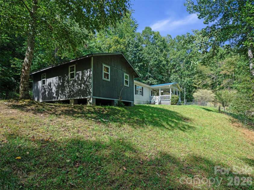 59 Sprinkle Drive, Spruce Pine, NC 28777.  MLS# CAR4405242, YatesRealty ID 42759. 