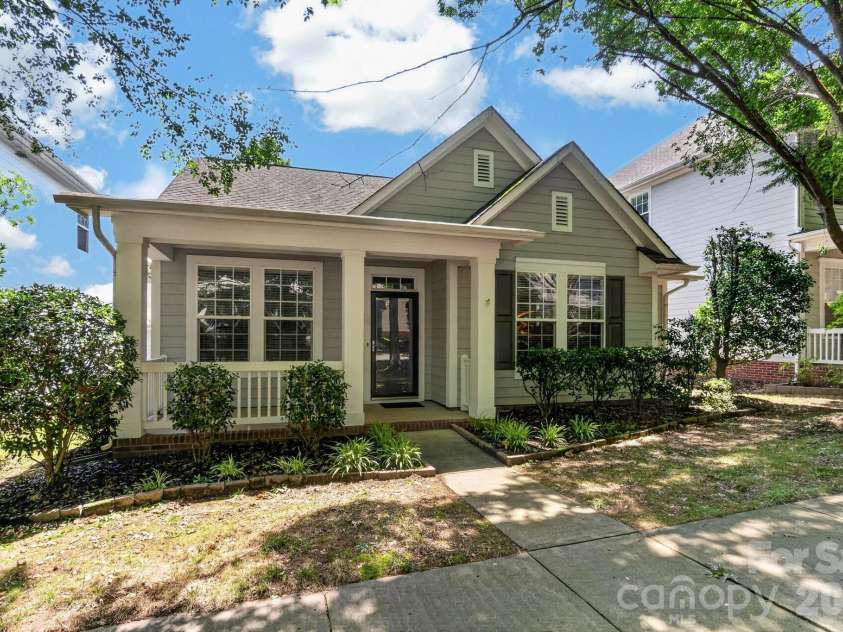 17620 Harbor Walk Drive, Cornelius, NC 28031.  MLS# CAR4401735, YatesRealty ID 42761. 