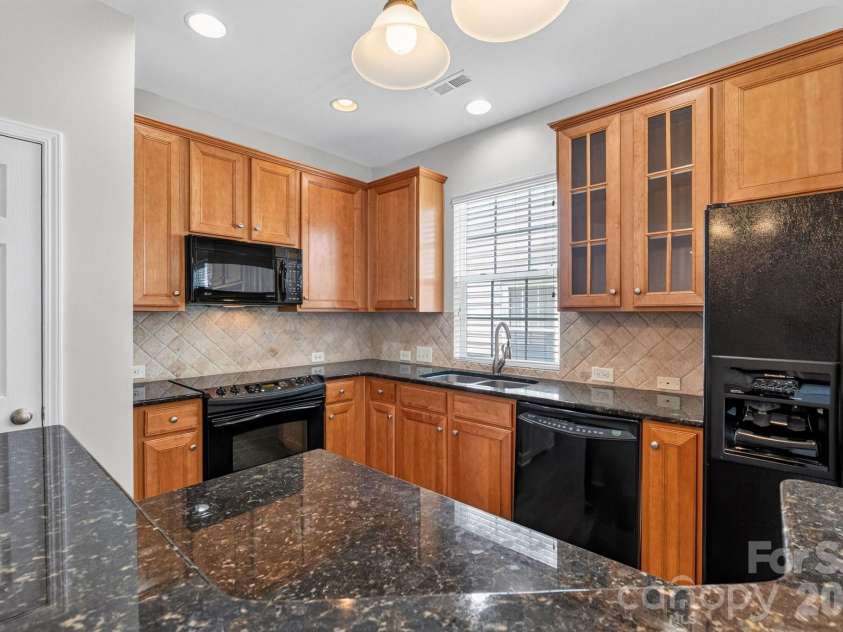 17620 Harbor Walk Drive, Cornelius, NC 28031.  MLS# CAR4401735, YatesRealty ID 42761. 