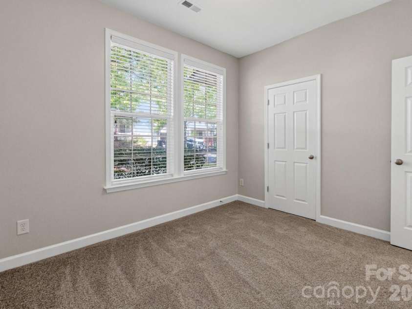17620 Harbor Walk Drive, Cornelius, NC 28031.  MLS# CAR4401735, YatesRealty ID 42761. 