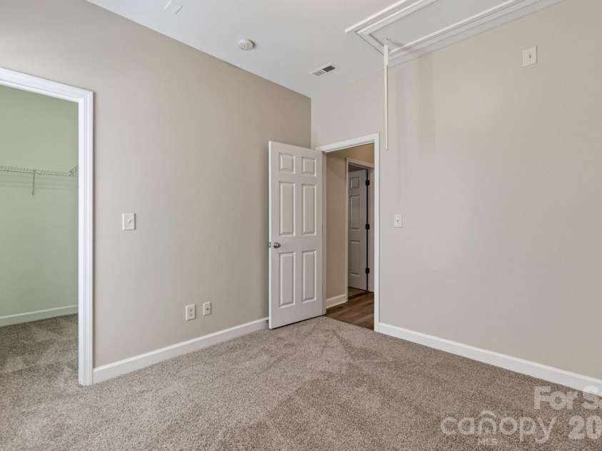 17620 Harbor Walk Drive, Cornelius, NC 28031.  MLS# CAR4401735, YatesRealty ID 42761. 