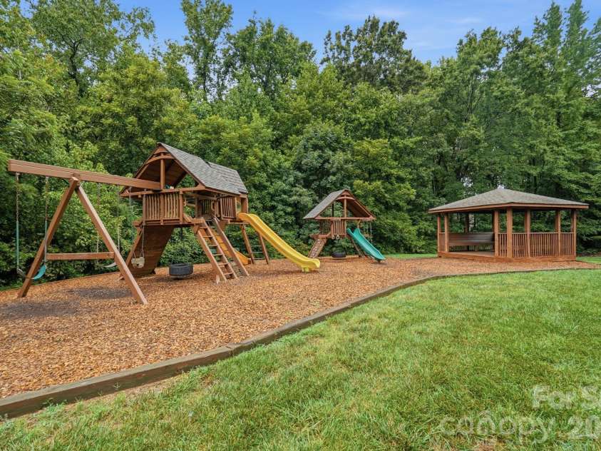 5630 Turkey Oak Drive, Mint Hill, NC 28227.  MLS# CAR4406060, YatesRealty ID 42764. 