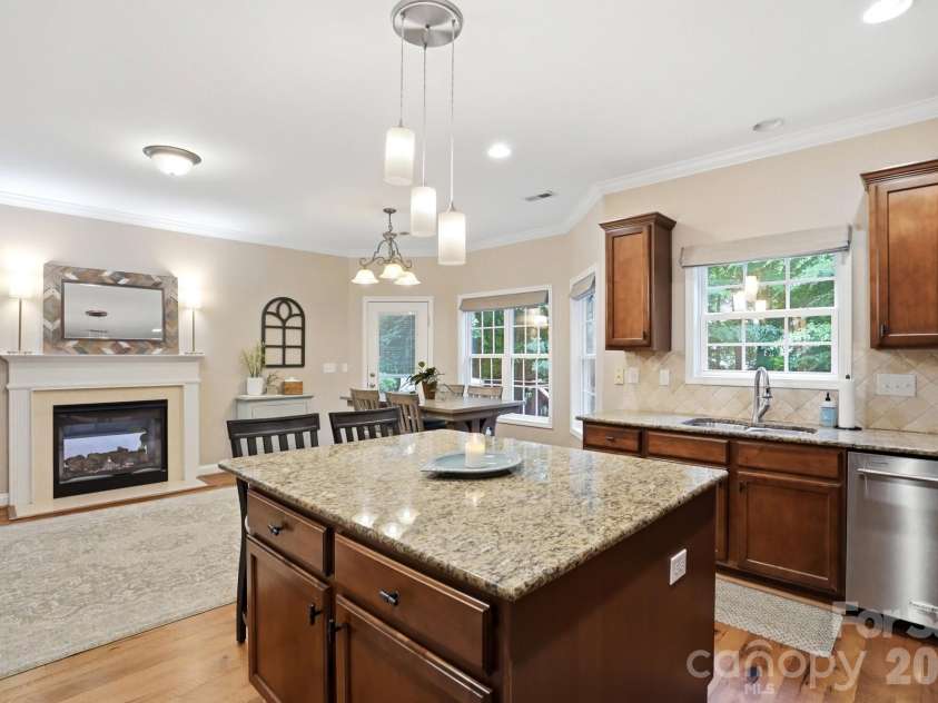 5630 Turkey Oak Drive, Mint Hill, NC 28227.  MLS# CAR4406060, YatesRealty ID 42764. 