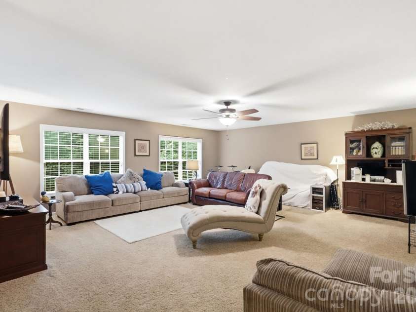 5630 Turkey Oak Drive, Mint Hill, NC 28227.  MLS# CAR4406060, YatesRealty ID 42764. 