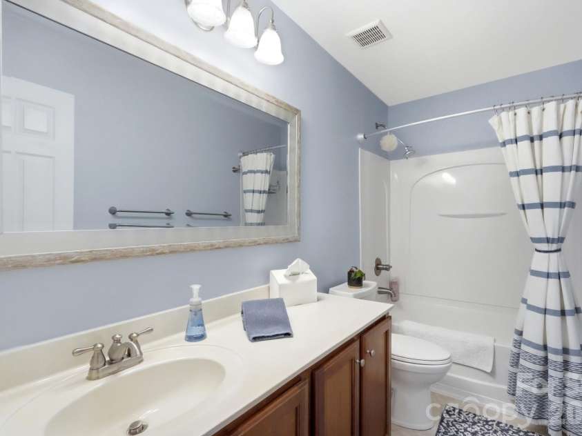 5630 Turkey Oak Drive, Mint Hill, NC 28227.  MLS# CAR4406060, YatesRealty ID 42764. 