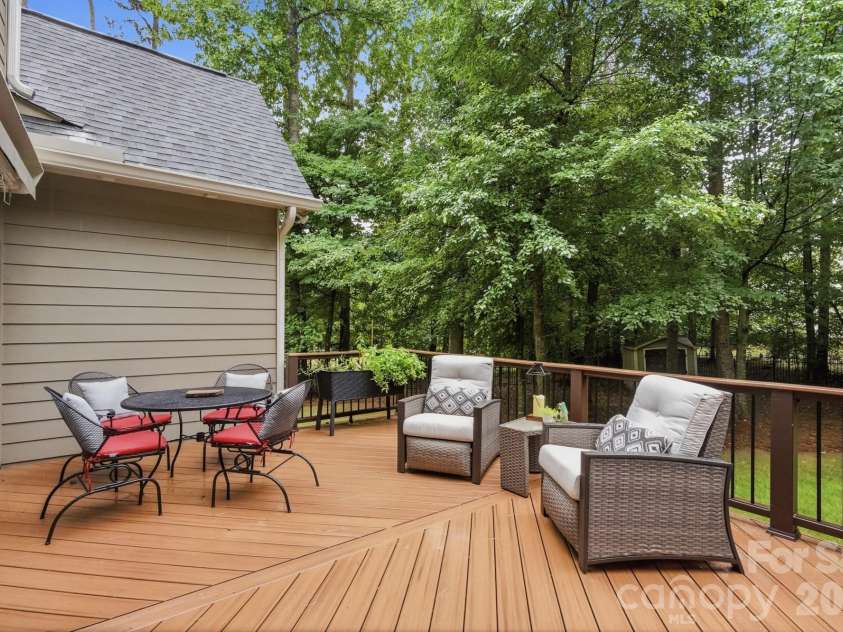 5630 Turkey Oak Drive, Mint Hill, NC 28227.  MLS# CAR4406060, YatesRealty ID 42764. 