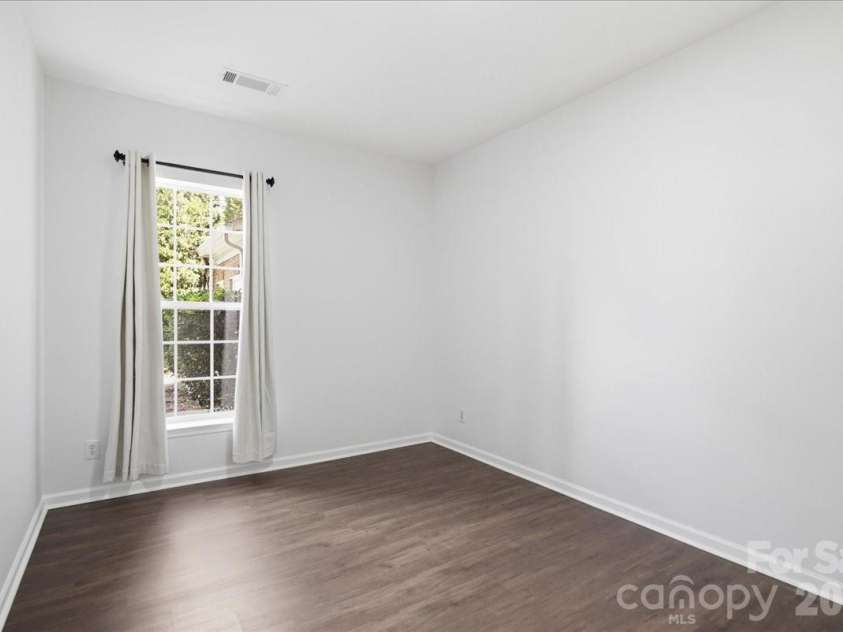 14817 Santa Lucia Drive, Charlotte, NC 28277.  MLS# CAR4412979, YatesRealty ID 42768. 2ND BEDROOM