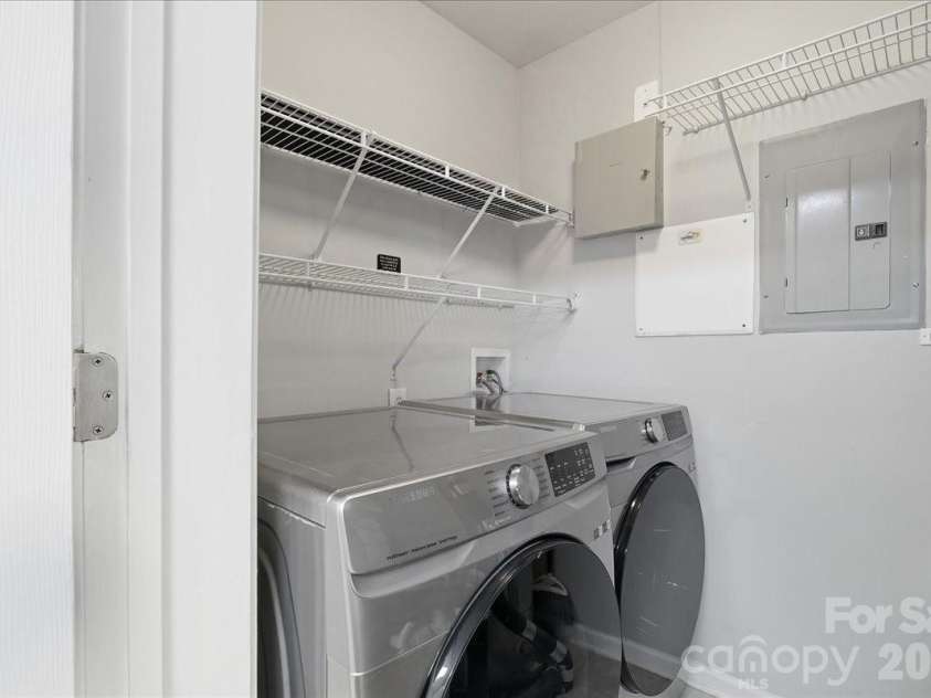 14817 Santa Lucia Drive, Charlotte, NC 28277.  MLS# CAR4412979, YatesRealty ID 42768. FRONT LOAD WASHER AND DRYER