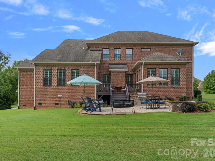 107 Barlow Street, Marvin, NC 28173.  MLS# CAR4412765, YatesRealty ID 42769. 