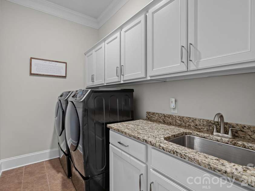 107 Barlow Street, Marvin, NC 28173.  MLS# CAR4412765, YatesRealty ID 42769. 