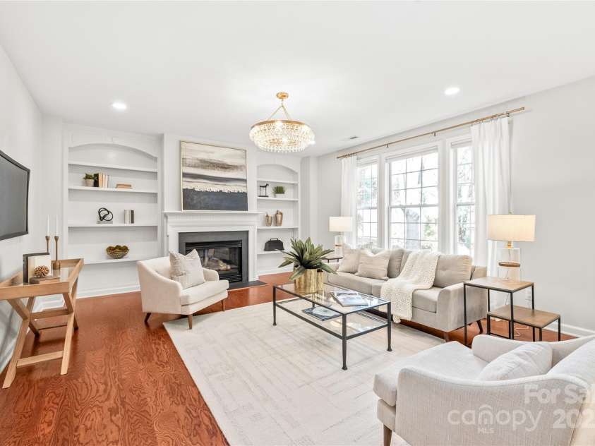 1025 Elsmore Drive, Matthews, NC 28104.  MLS# CAR4235622, YatesRealty ID 4277. 