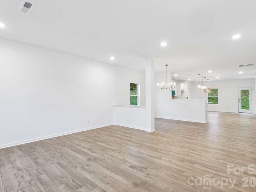 126 Pembroke Way, Albemarle, NC 28001.  MLS# CAR4412984, YatesRealty ID 42772. 