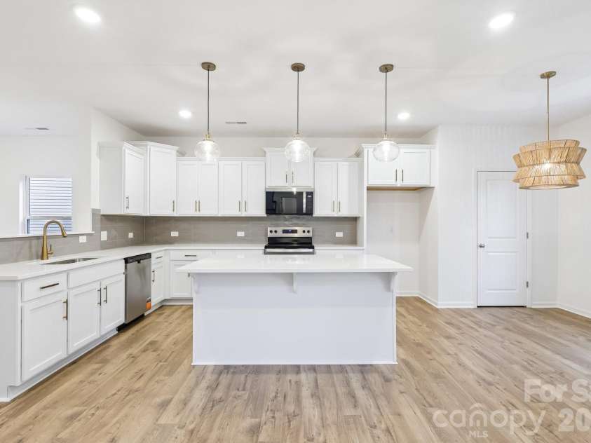 126 Pembroke Way, Albemarle, NC 28001.  MLS# CAR4412984, YatesRealty ID 42772. 