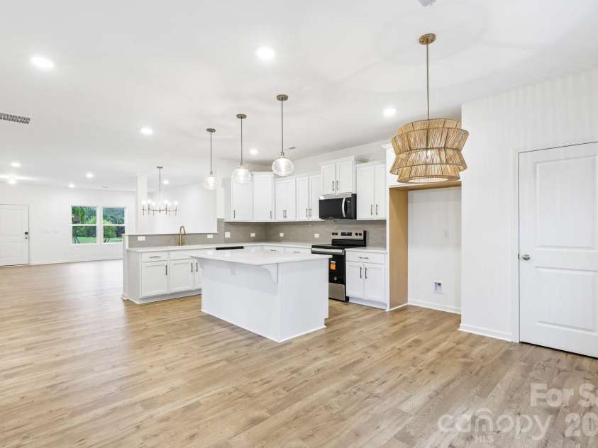 126 Pembroke Way, Albemarle, NC 28001.  MLS# CAR4412984, YatesRealty ID 42772. 